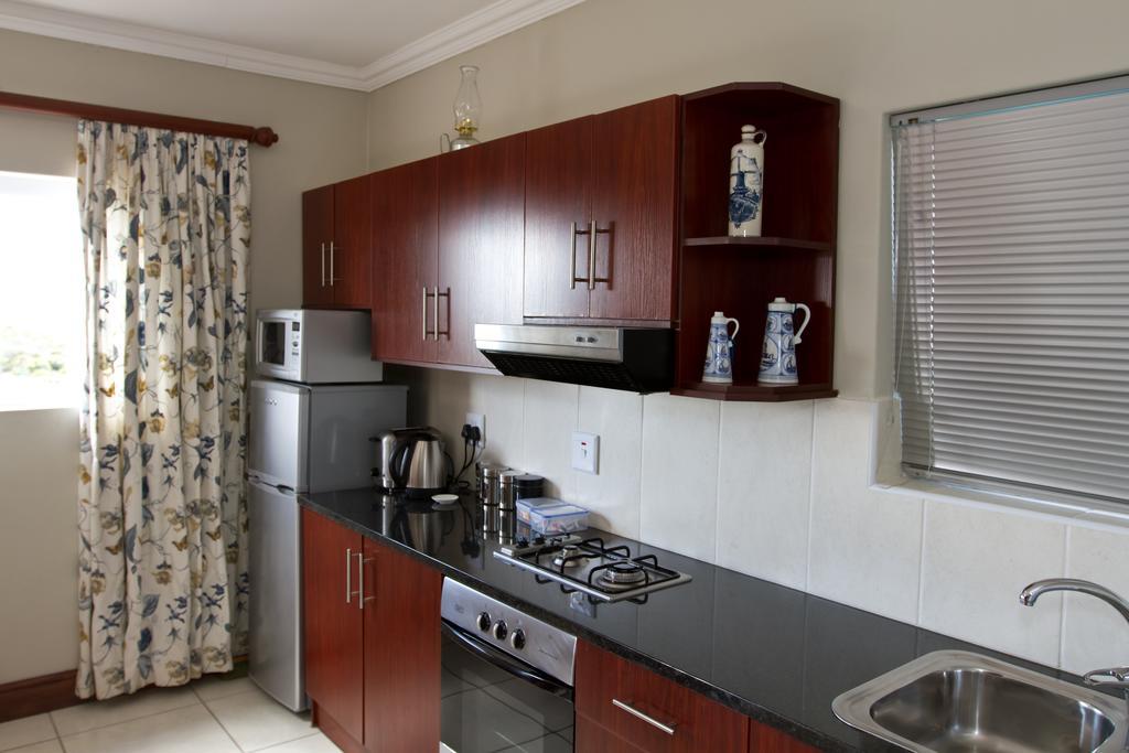 Mountain View Manor Hotel Граъмстаун Стая снимка